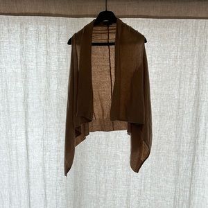 100% cashmere sweater vest